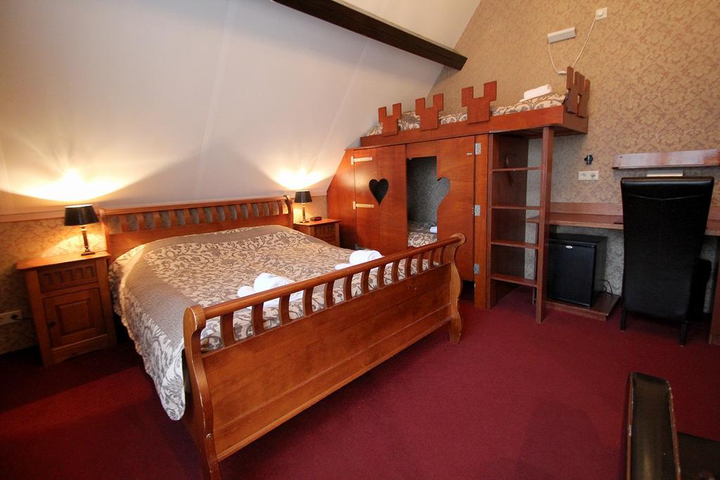 Amsterdam Village Hotel ภายนอก รูปภาพ